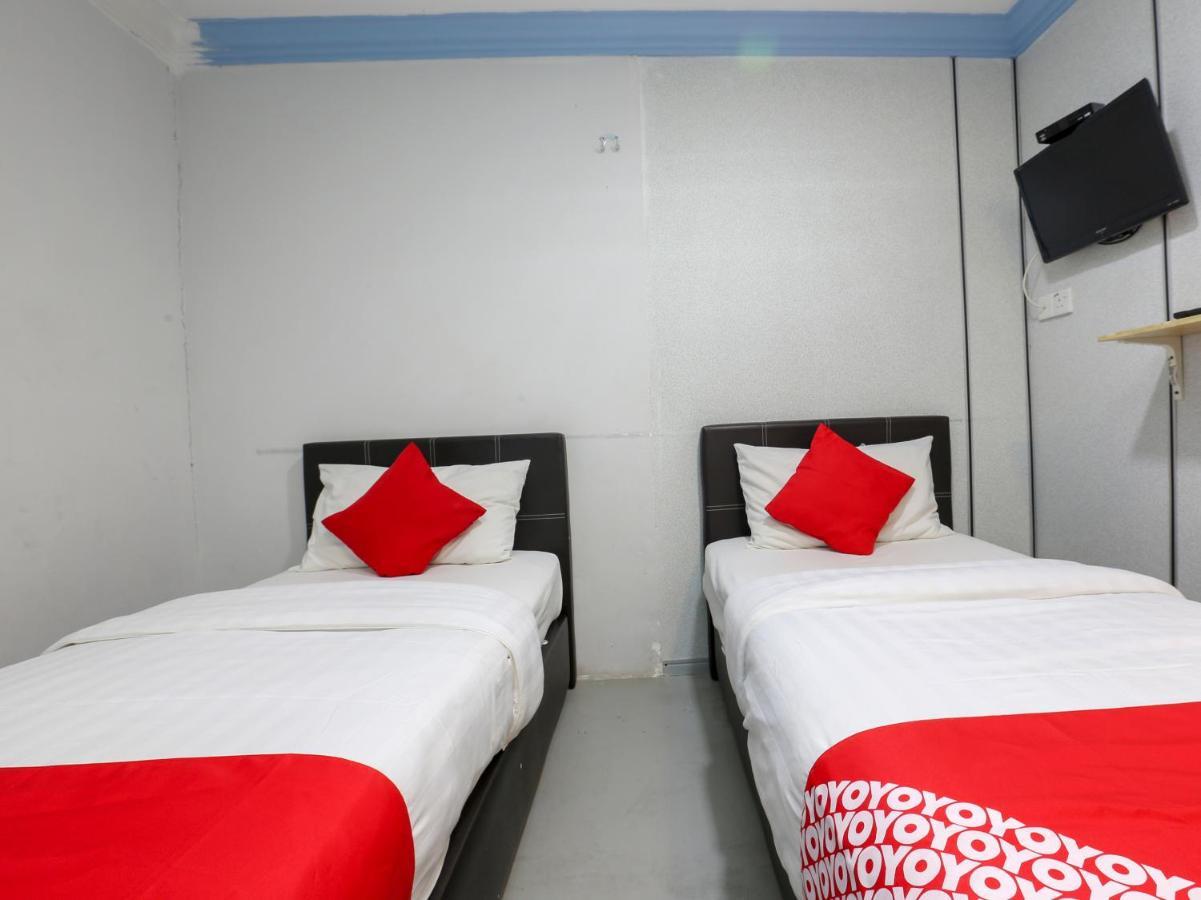 Oyo 90126 Pen U Cottages Dungun Ngoại thất bức ảnh