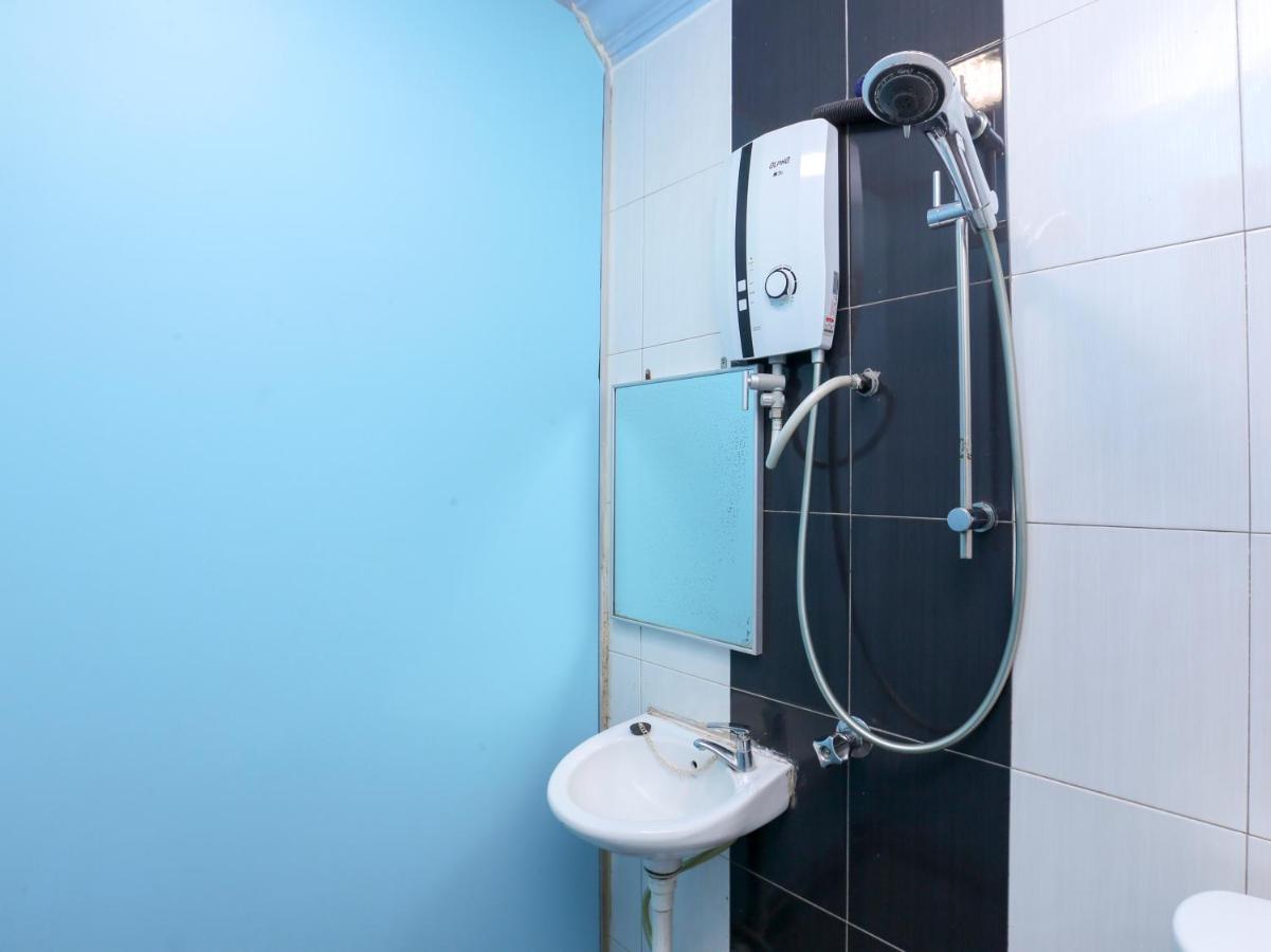 Oyo 90126 Pen U Cottages Dungun Ngoại thất bức ảnh
