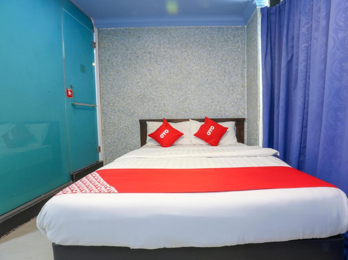 Oyo 90126 Pen U Cottages Dungun Ngoại thất bức ảnh