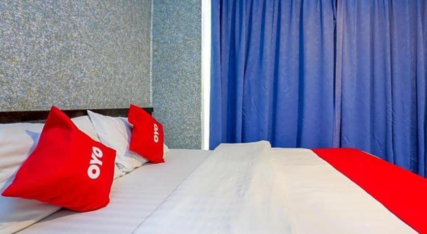 Oyo 90126 Pen U Cottages Dungun Ngoại thất bức ảnh