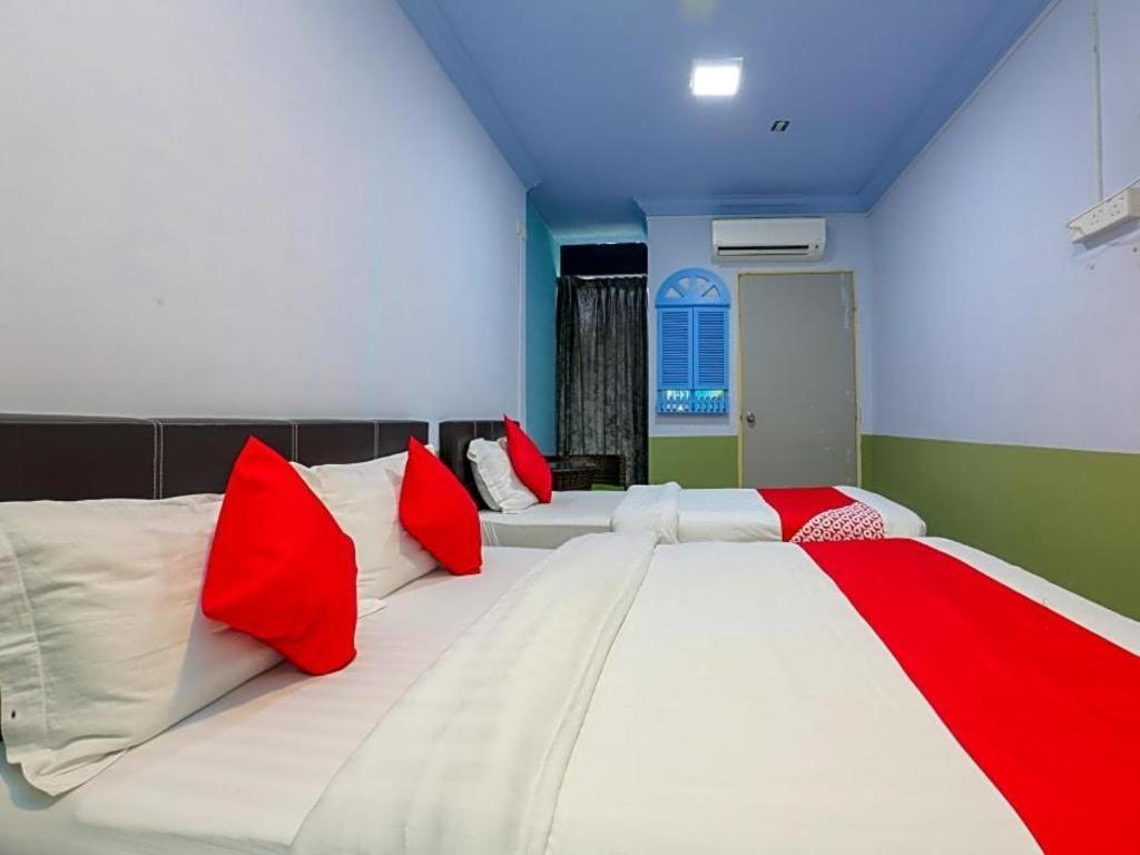 Oyo 90126 Pen U Cottages Dungun Ngoại thất bức ảnh